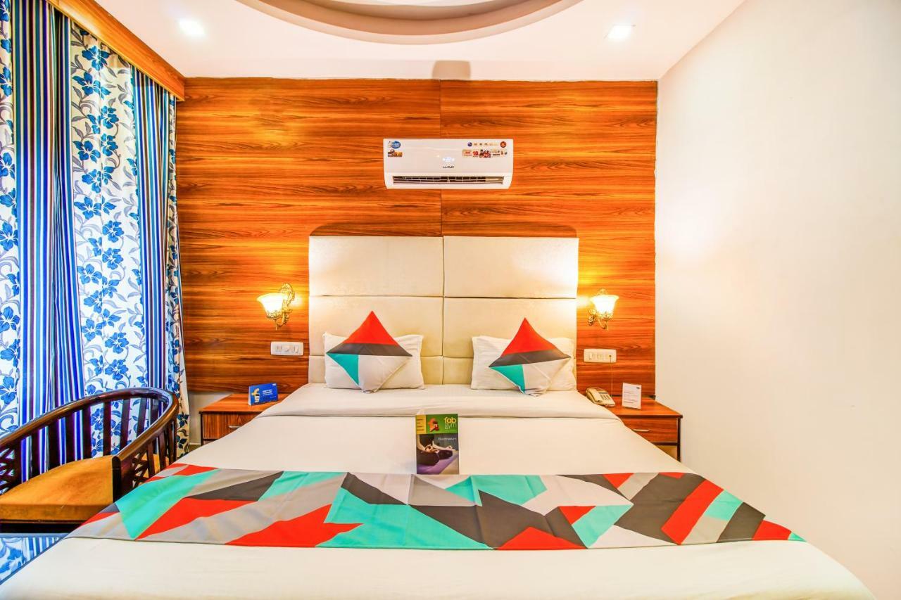 Oyo 8622 Hotel Grand Inn Chandigarh Bagian luar foto