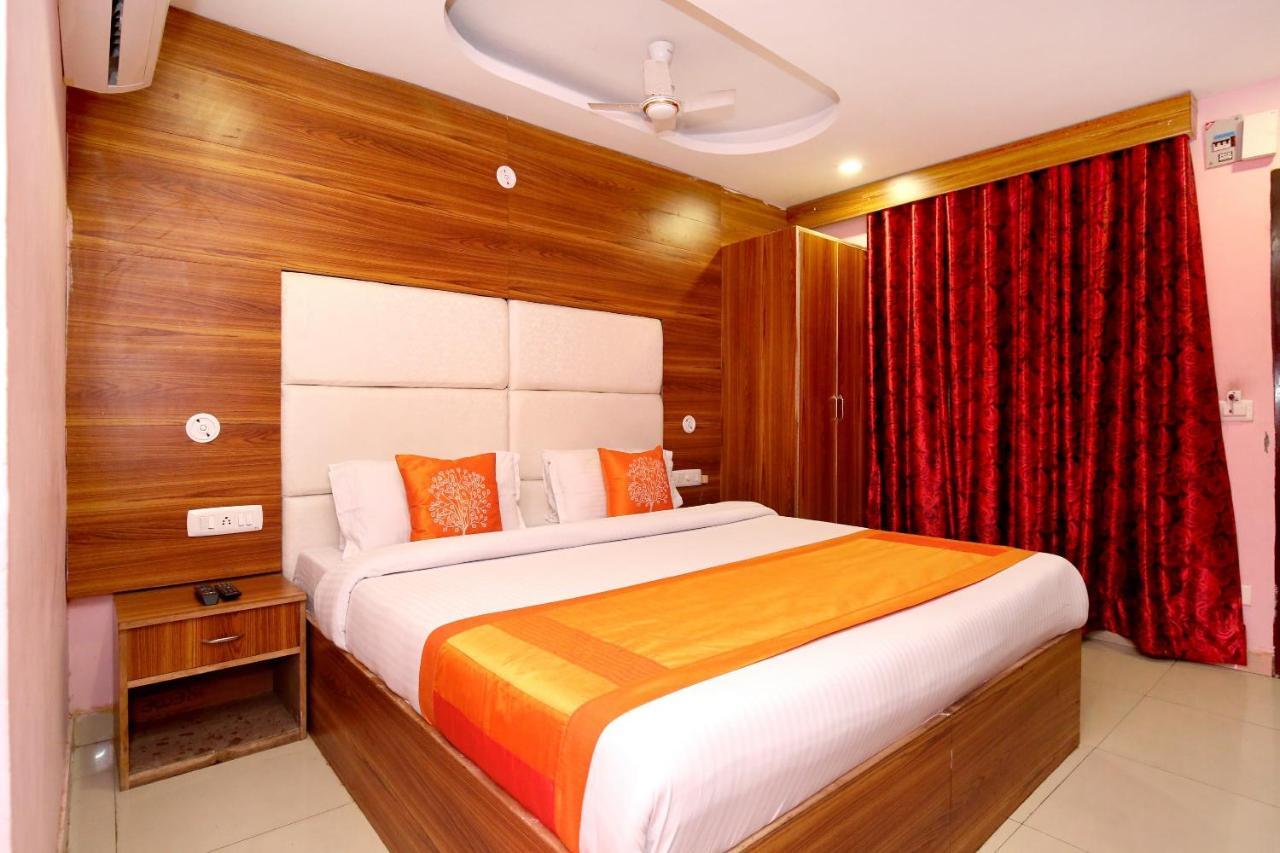 Oyo 8622 Hotel Grand Inn Chandigarh Bagian luar foto