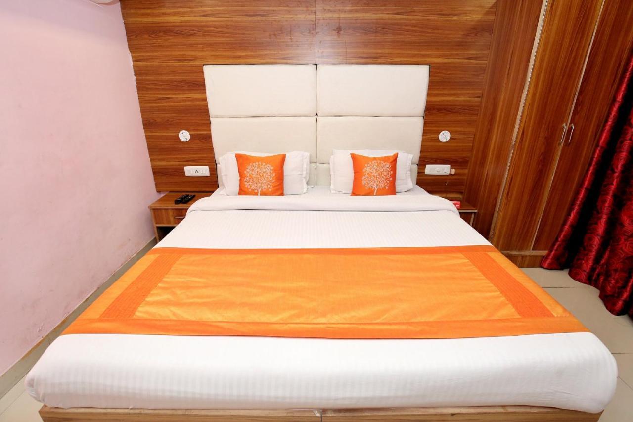 Oyo 8622 Hotel Grand Inn Chandigarh Bagian luar foto
